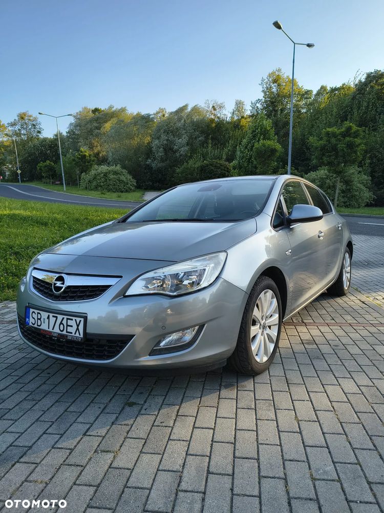 Opel Astra 1.4 T Sport - 1
