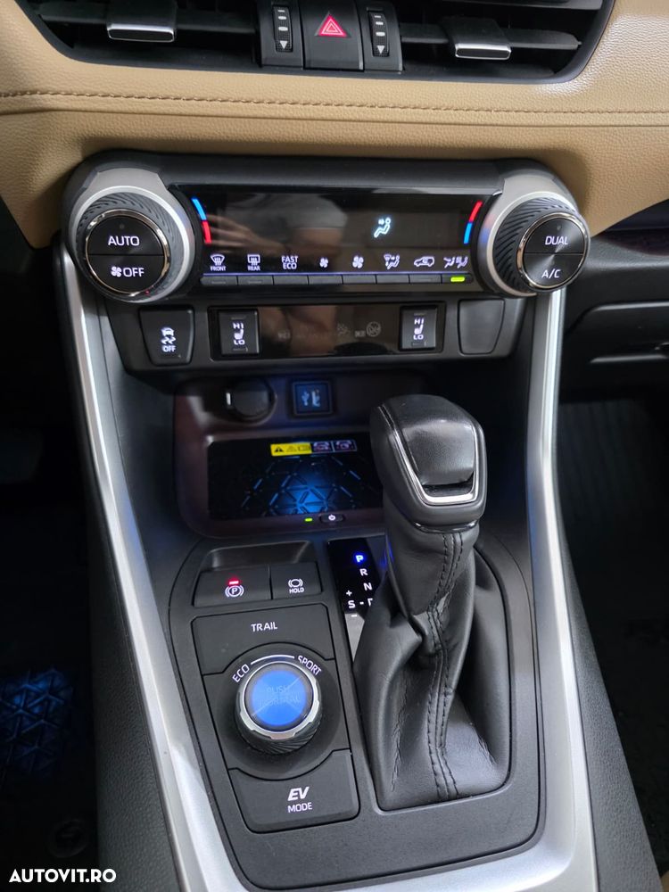 TOYOTA RAV4 2024 — imagine 19
