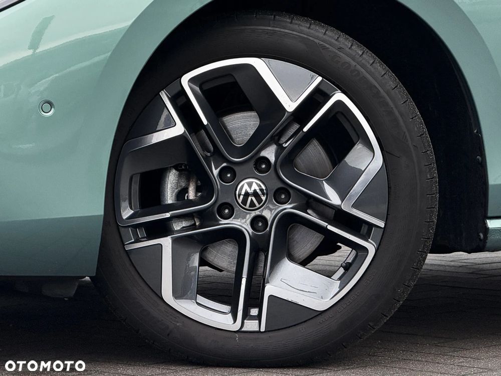 Volkswagen Passat Variant 2.0 TDI SCR DSG Elegance - 5