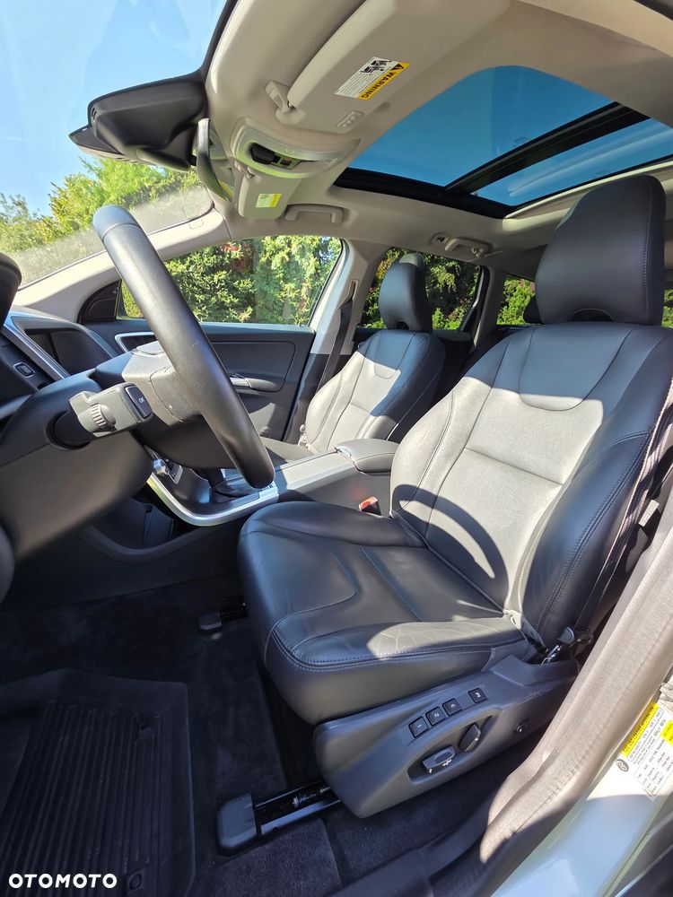 Volvo XC 60 T6 AWD Summum - 13