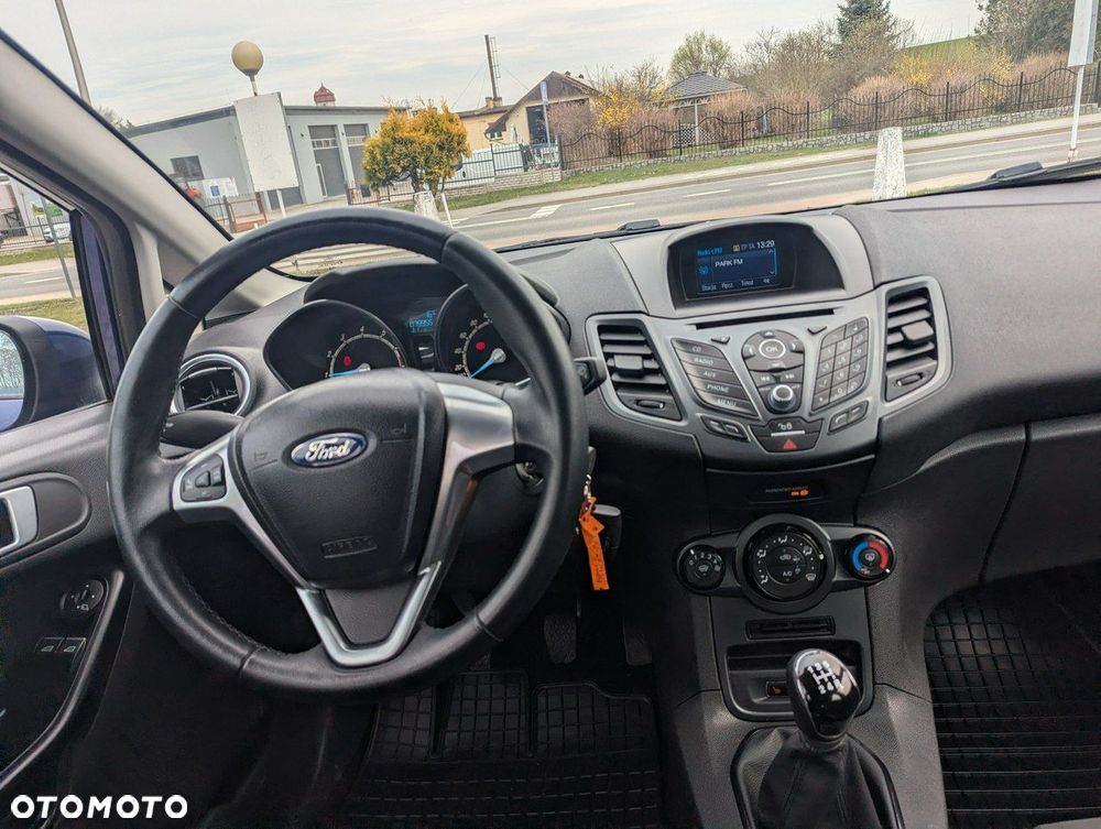 Ford Fiesta - 15