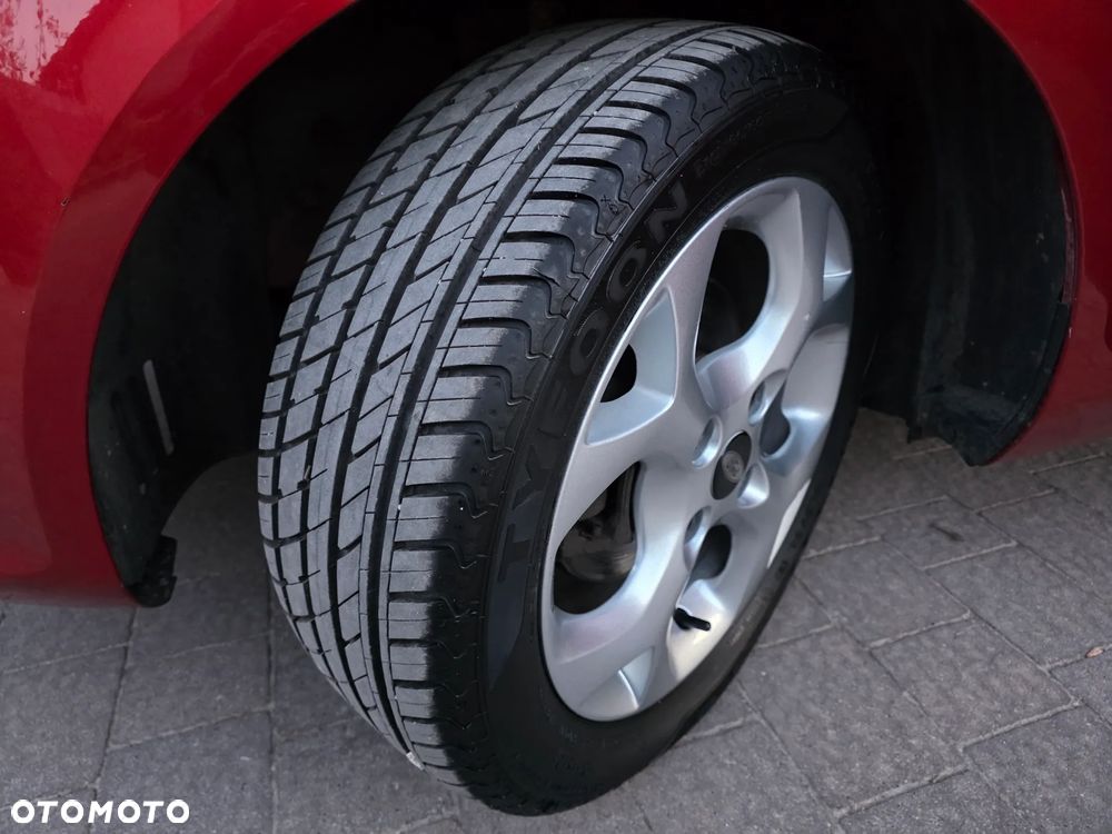 Ford Fiesta 1.25 Titanium - 38