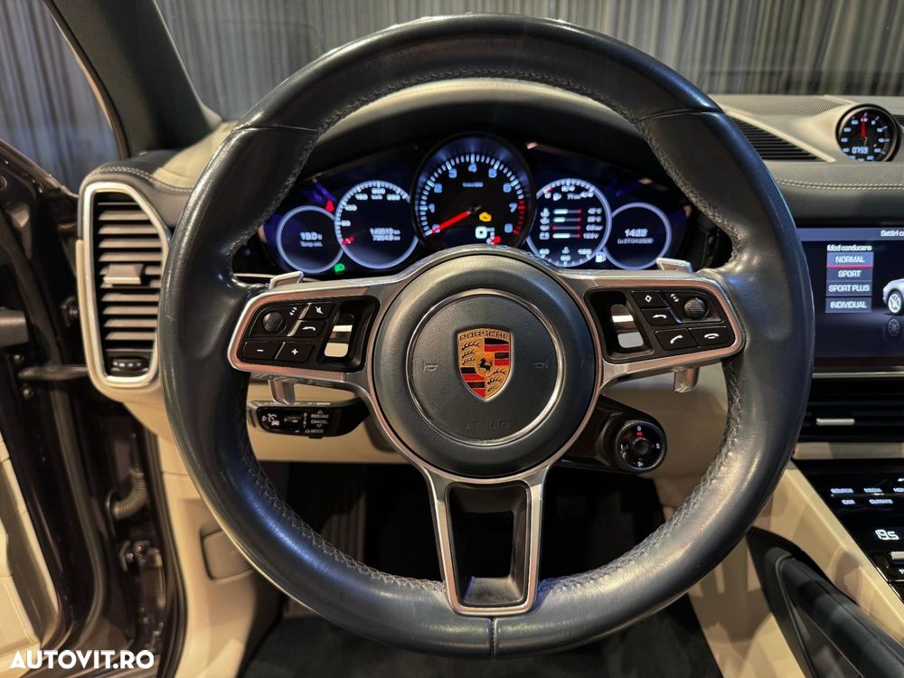 Porsche Cayenne Standard - 31