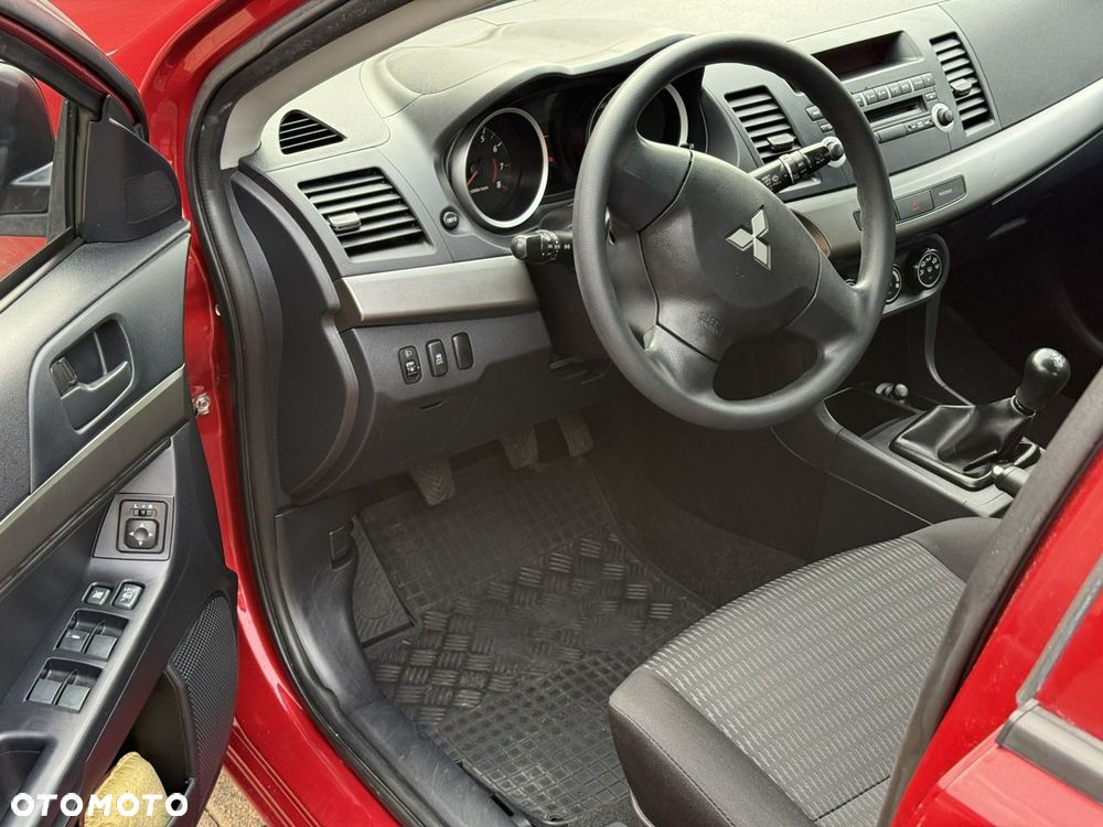 Mitsubishi Lancer Sportback 1.6 ClearTec Plus - 6