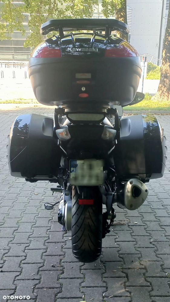 Kawasaki GTR - 3