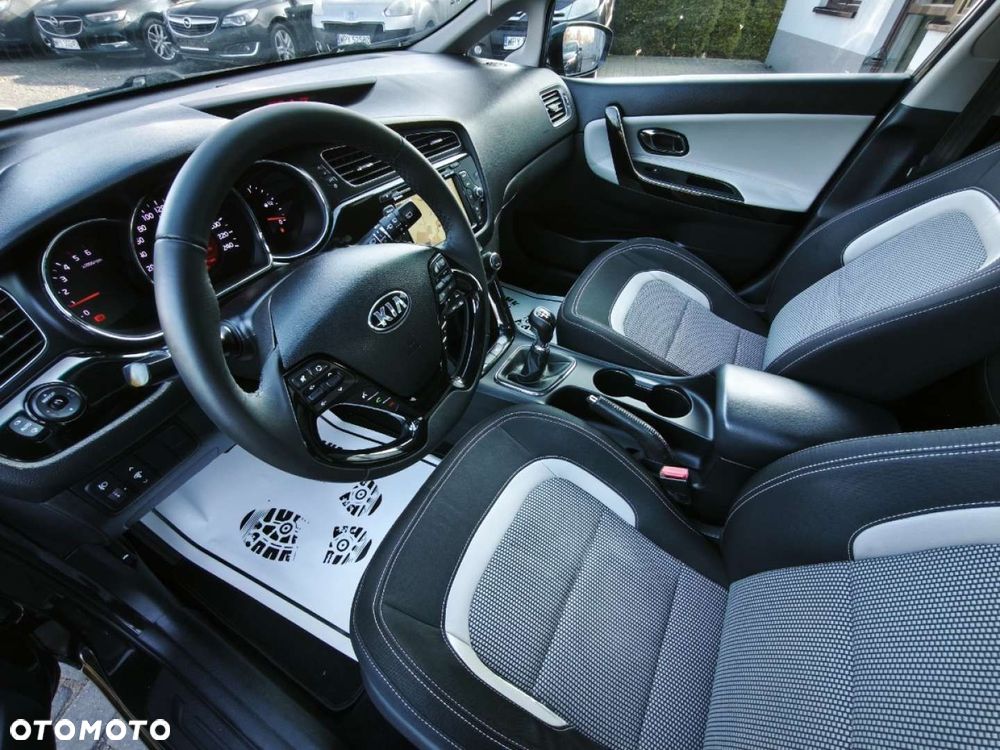 Kia Ceed - 7