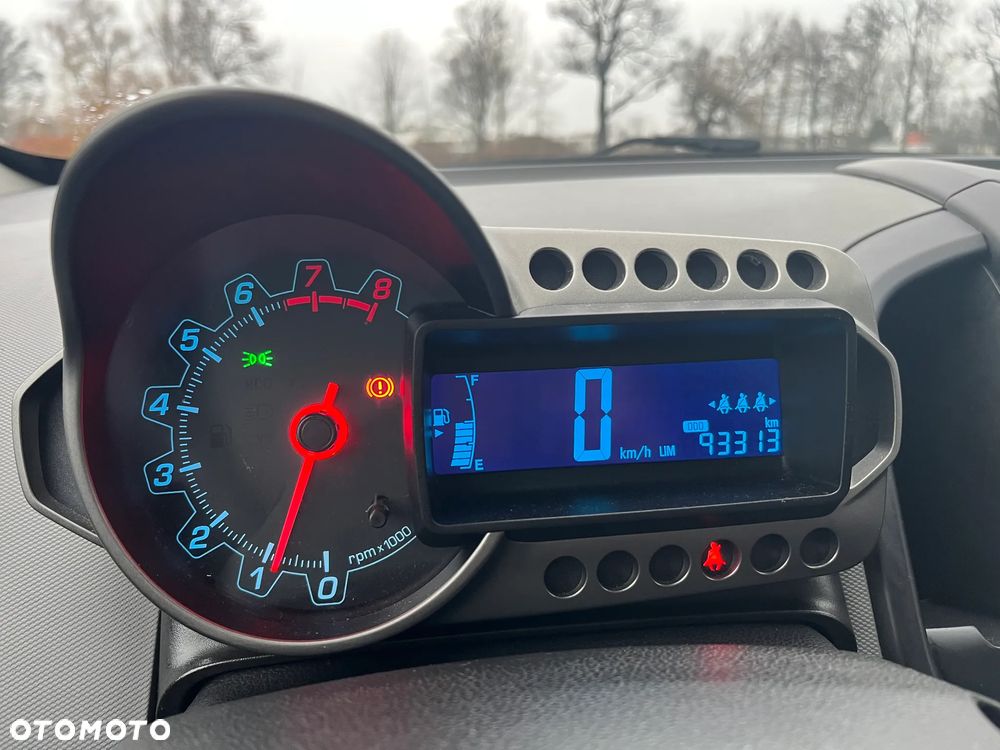 Chevrolet Aveo 1.2 LS - 12