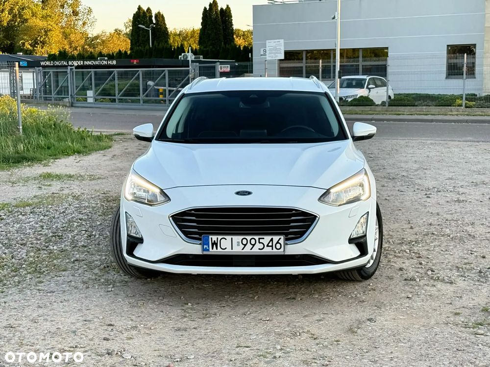 Ford Focus 1.5 EcoBlue STart-Stopp-System TITANIUM - 4