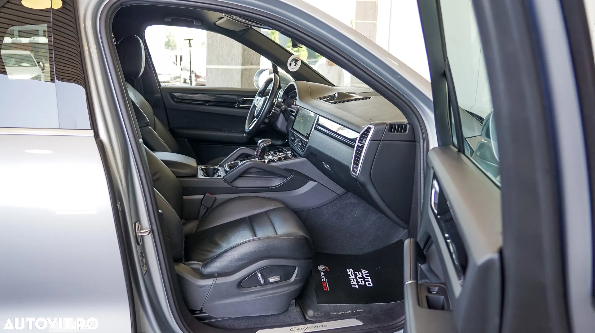 Porsche Cayenne E-Hybrid Tiptronic S - 27