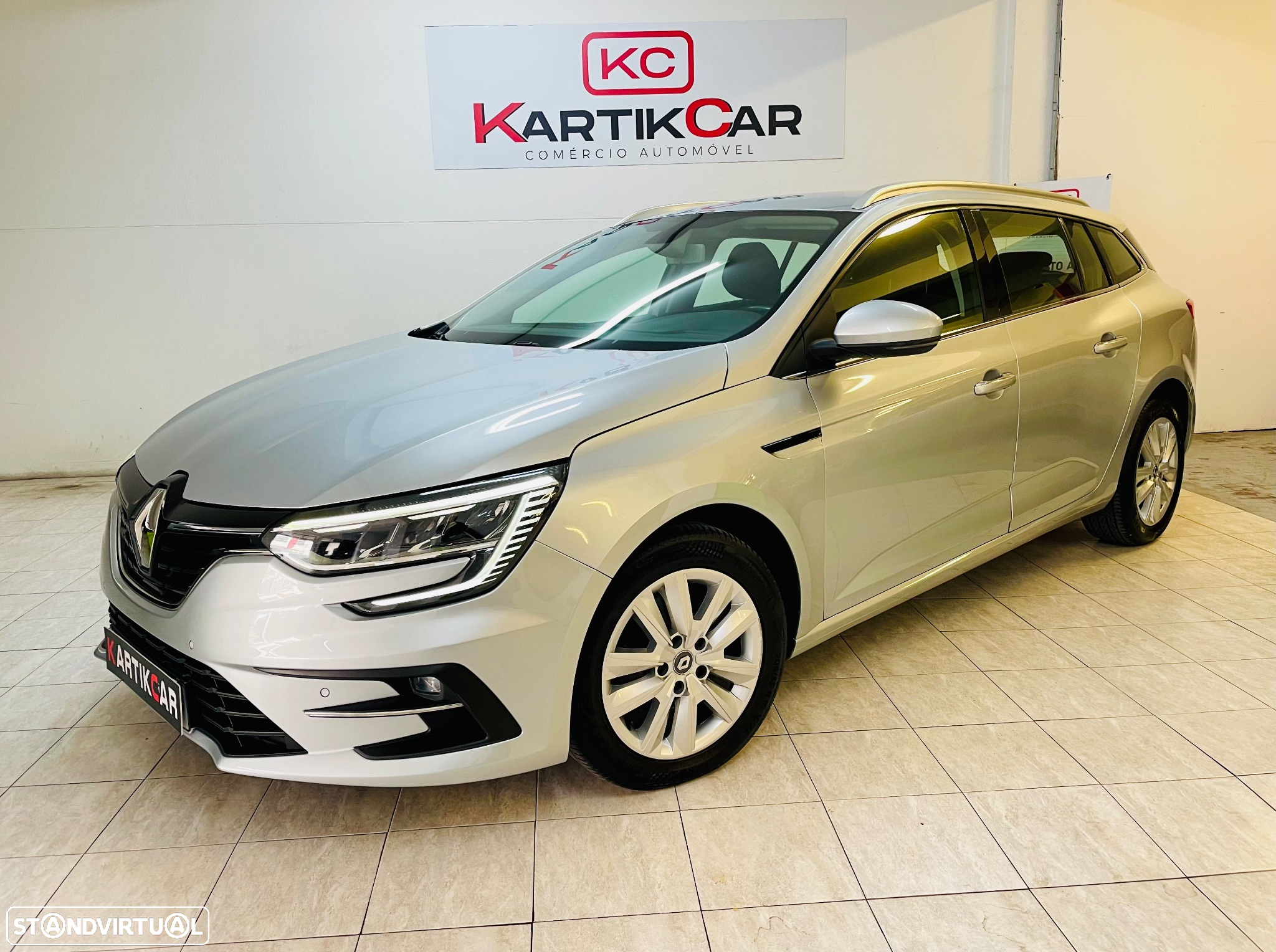 Renault Mégane Sport Tourer BLUE dCi 115 INTENS - 2