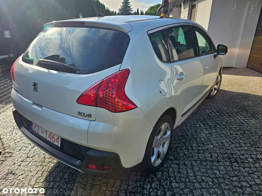 Peugeot 3008 155 THP Allure - 8