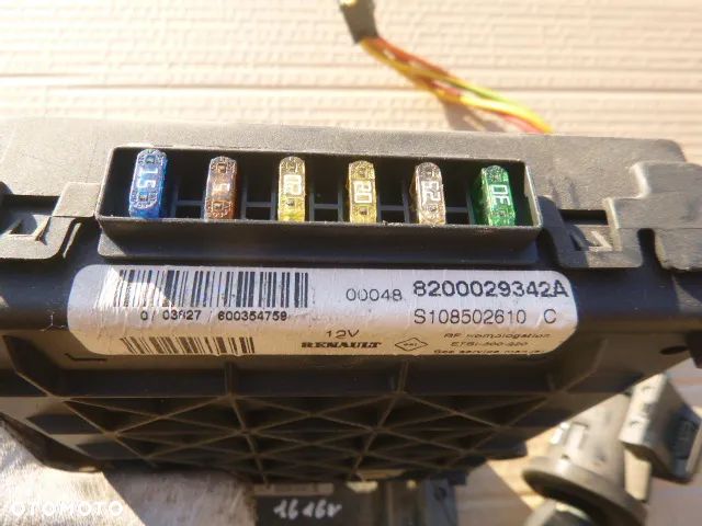 ZESTAW STARTOWY KOMPUTER STACYJKA CZYTNIK BSI RENAULT SCENIC I LIFT 1.6 16V 99-02 - 11