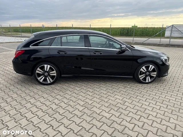 Mercedes-Benz CLA Shooting Brake 200 (CDI) d - 8