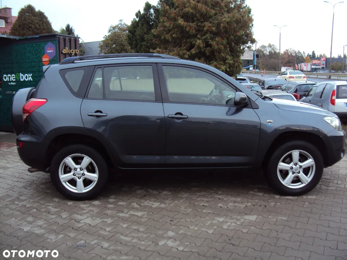 Toyota RAV4 2.2 D-4D 4x4 Sol - 3