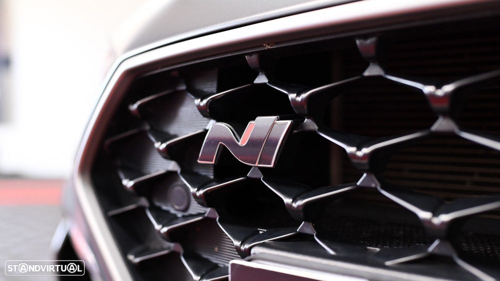 Hyundai i30 N 2.0 T-GDi Performance Pack - 24