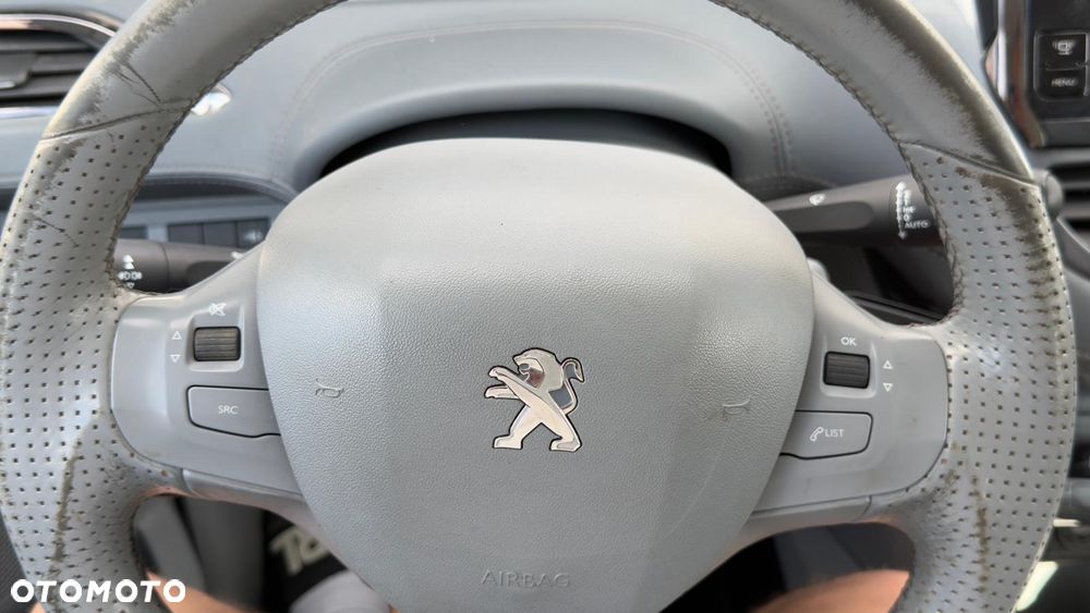 Peugeot 208 1.6 VTi Allure - 13