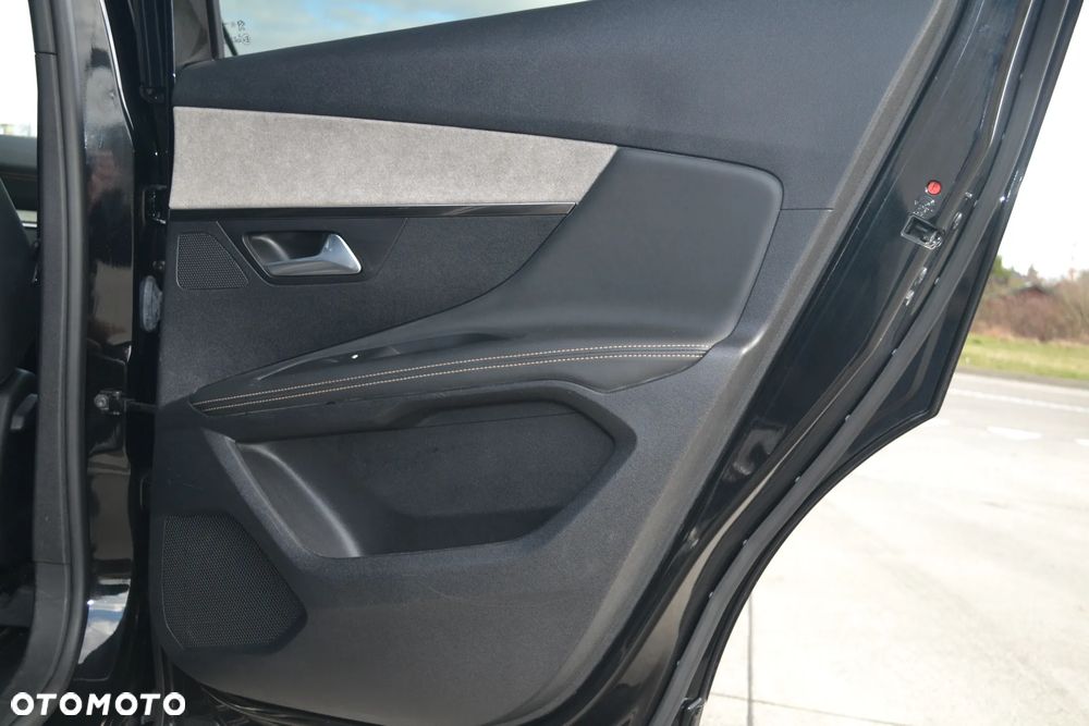 Peugeot 3008 1.6 PureTech GT S&S EAT8 - 30