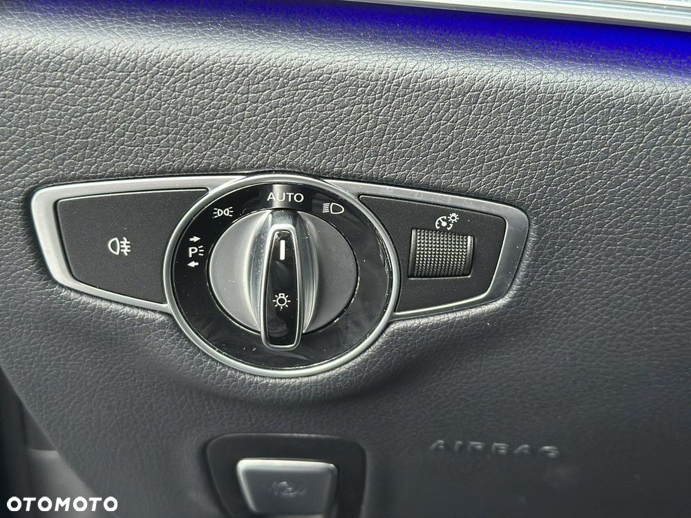 Mercedes-Benz Klasa E 220 d Coupe 9G-TRONIC AMG Line - 15