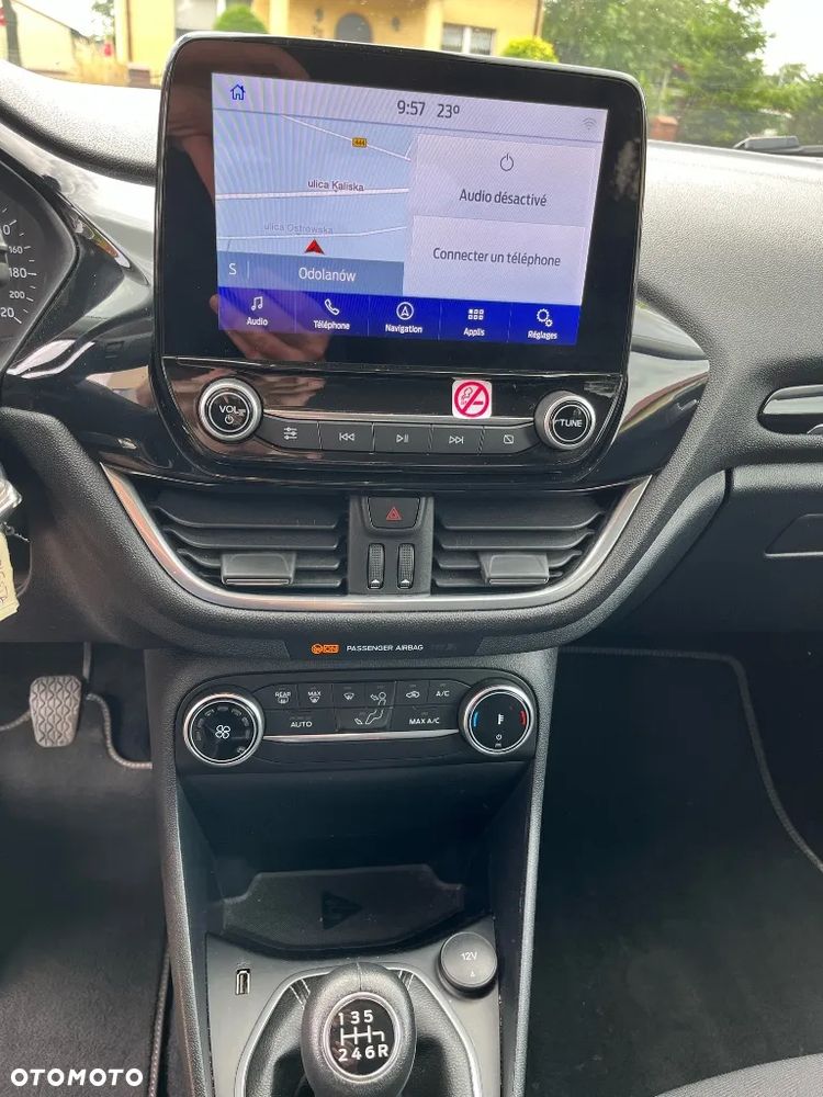 Ford Fiesta 1.0 EcoBoost S&S TITANIUM X - 11
