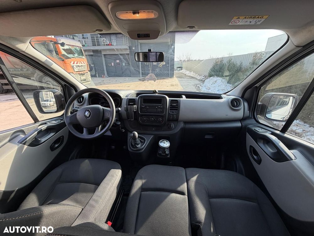 Renault Trafic - 9