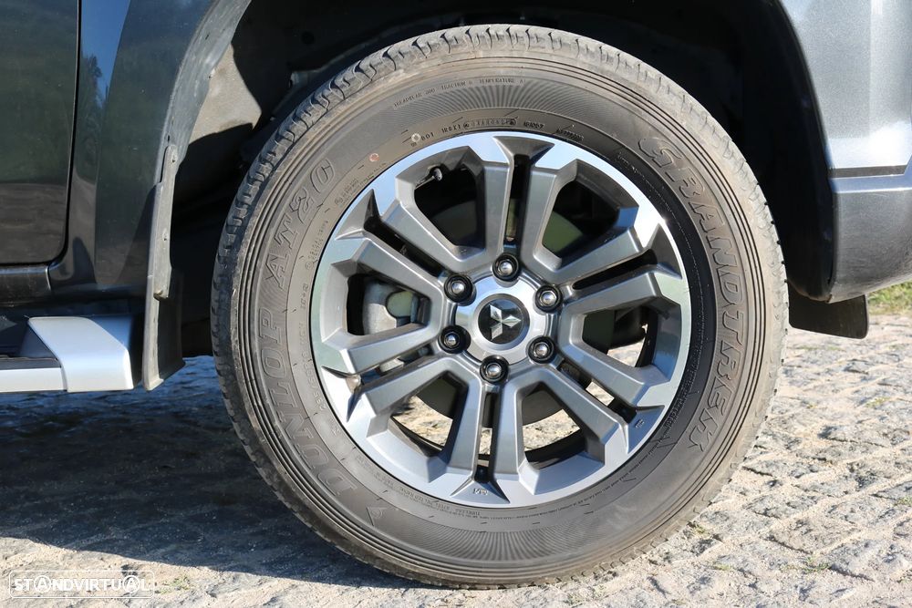 Mitsubishi L200 - 13