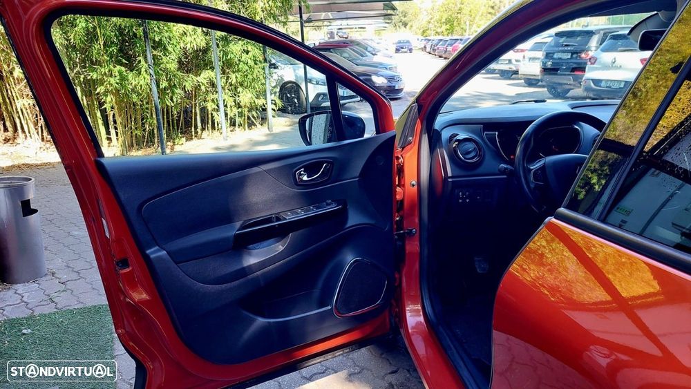 Renault Captur 1.5 dCi Exclusive - 6