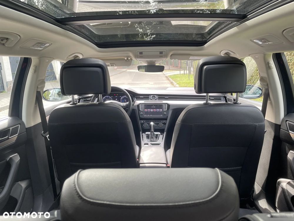Volkswagen Passat - 17