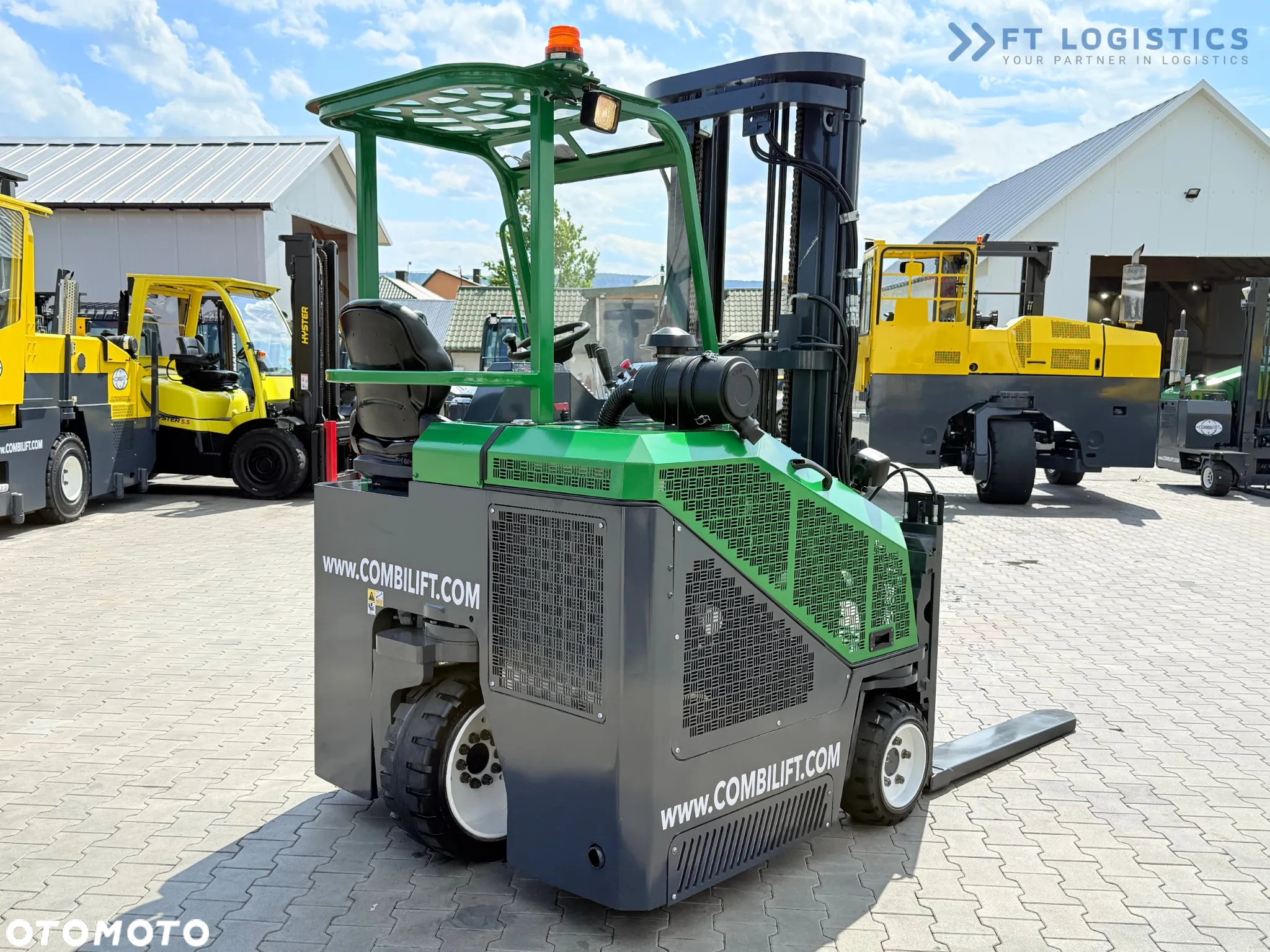 Combilift CB2500 / DIESEL / TRIPLEX / WYDŁY WYSUWNE / 5500MM / WOLNY SKOK / PRZESUW WIDEŁ / POZYCJONER / JAK NOWY - 9