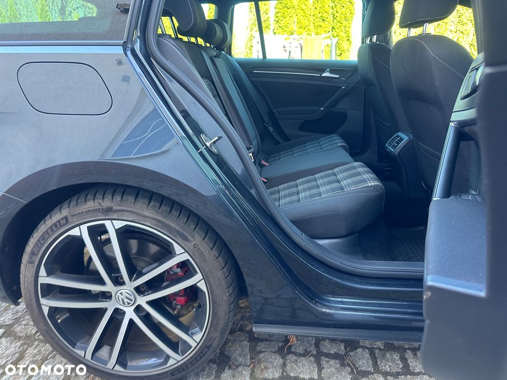 Volkswagen Golf 2.0 TDI BMT GTD DSG - 19