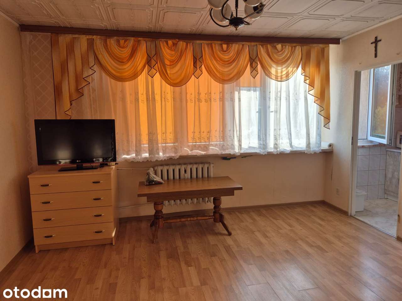 Kawalerka 28 m² z oddzielną kuchnią i piwnicą