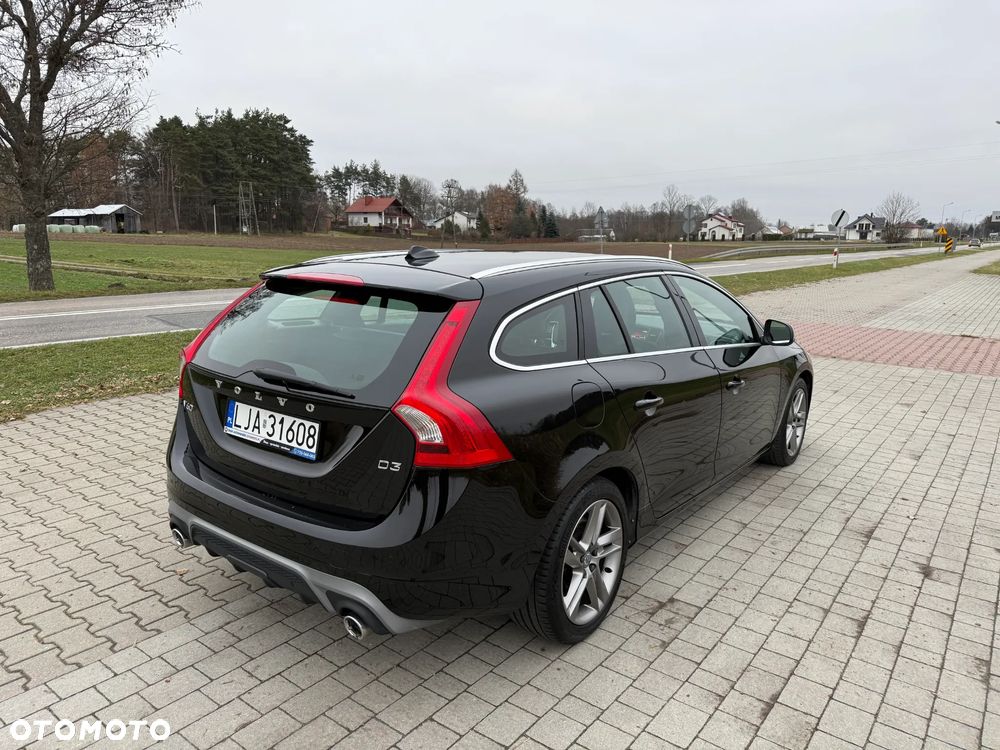 Volvo V60 D3 Geartronic RDesign - 5