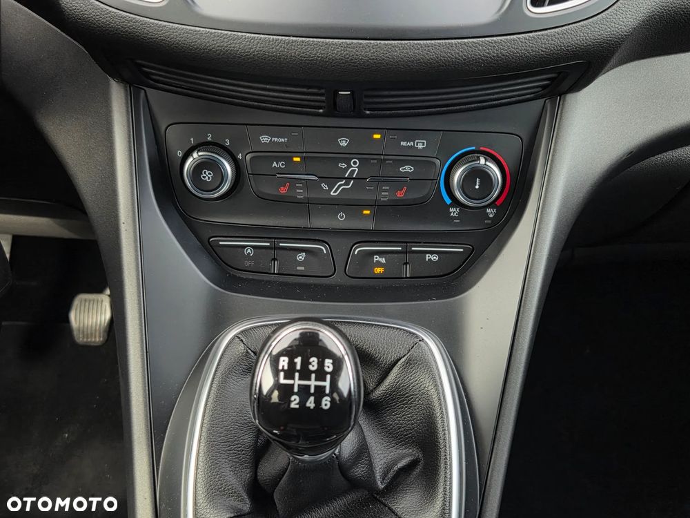 Ford Grand C-MAX - 13