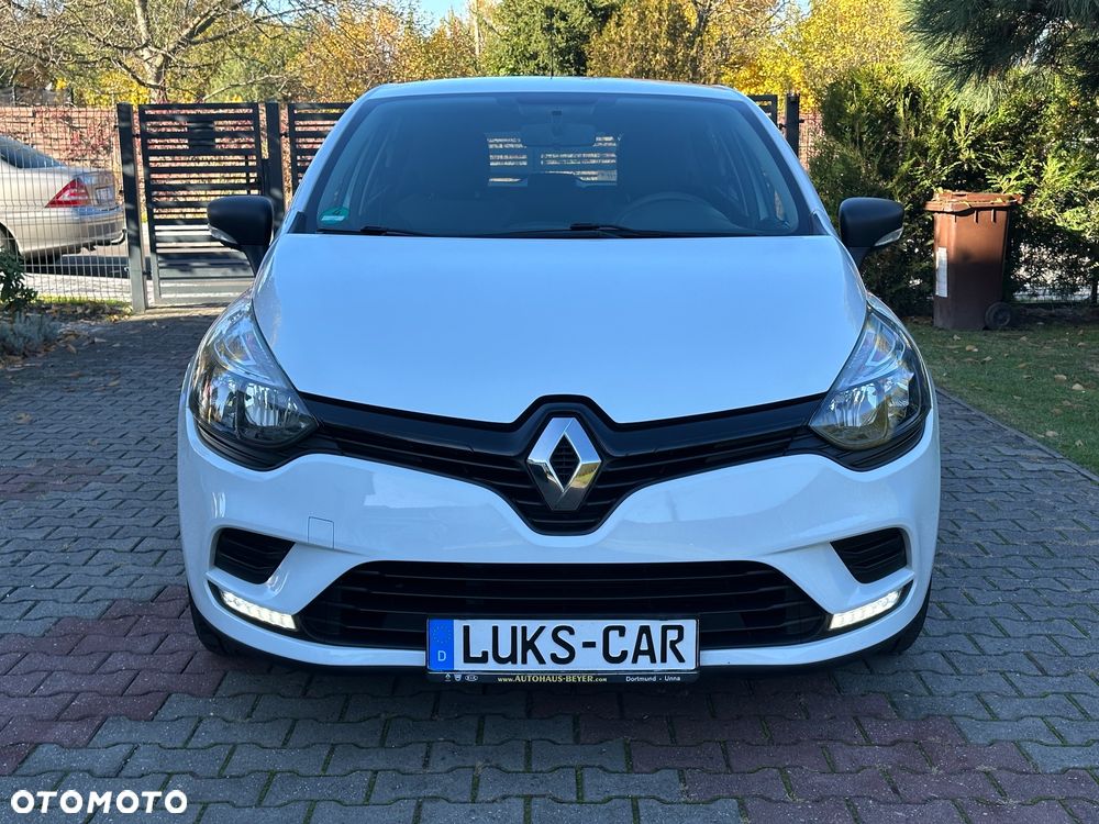 Renault Clio 1.2 16V 75 Limited - 13