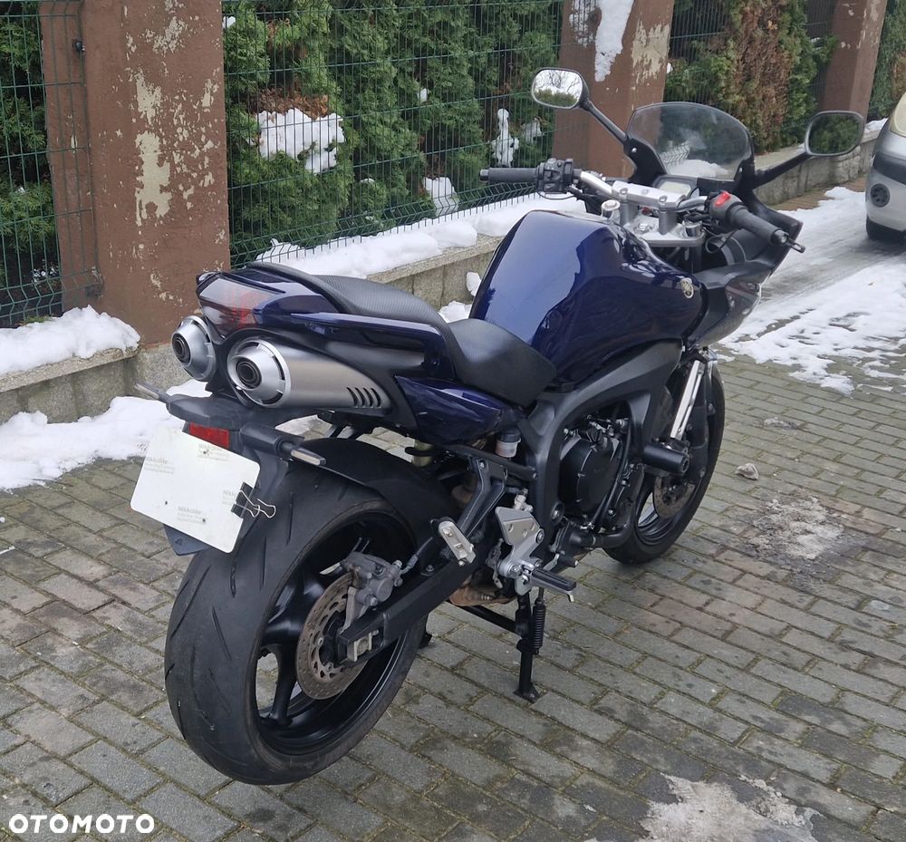 Yamaha FZ6 - 18