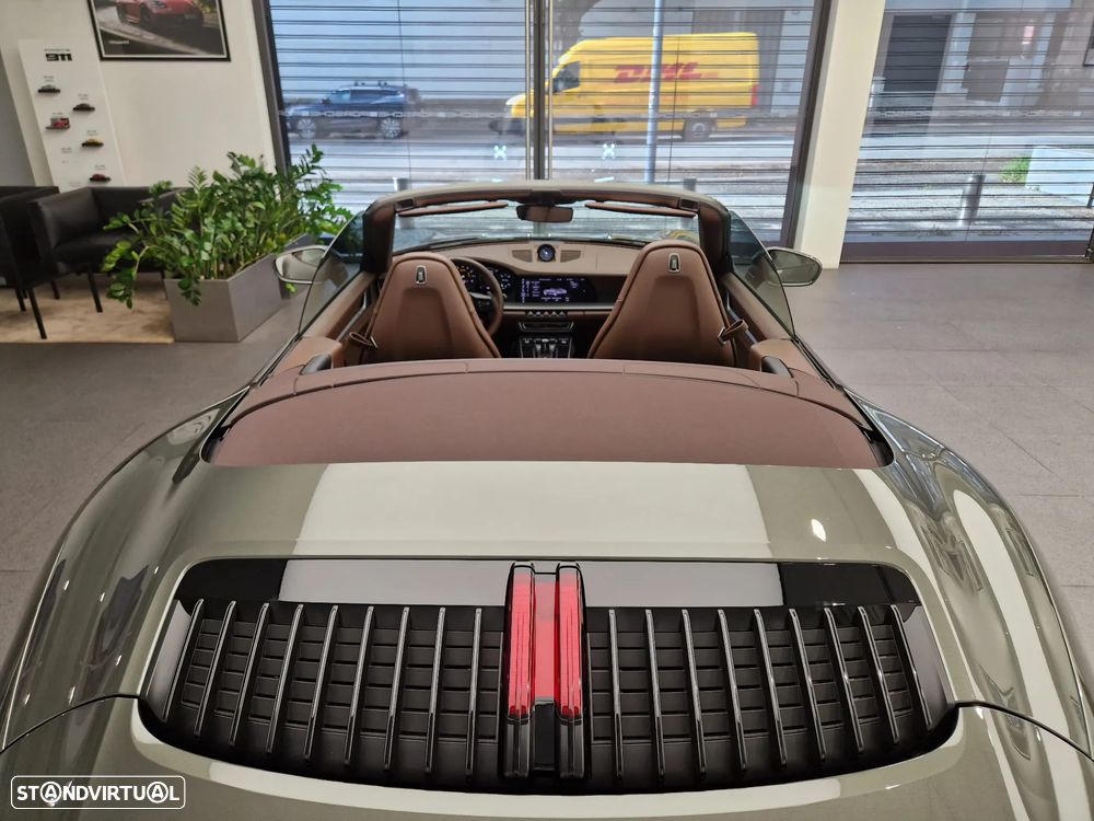 Porsche 911 (992) Carrera S Cabriolet PDK - 19