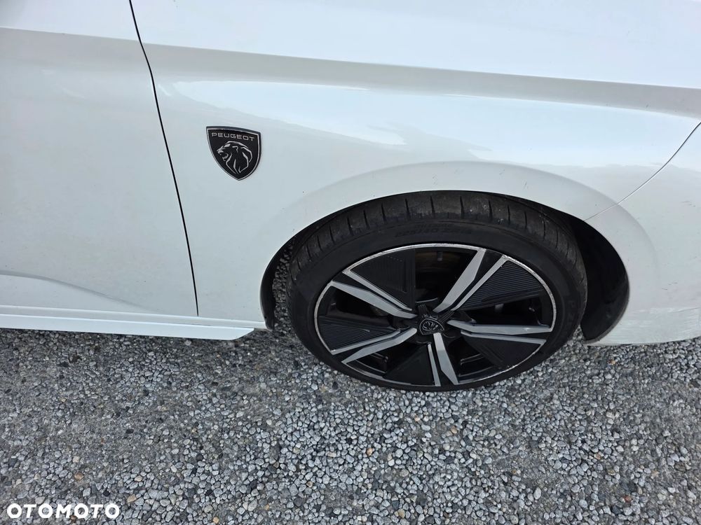 Peugeot 308 PureTech 130 EAT8 GT - 12