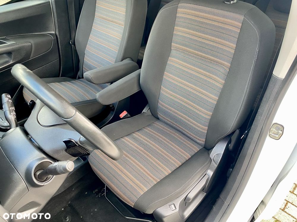 Opel Combo XL 1.2 Turbo Start/Stop Automatik Innovation - 24
