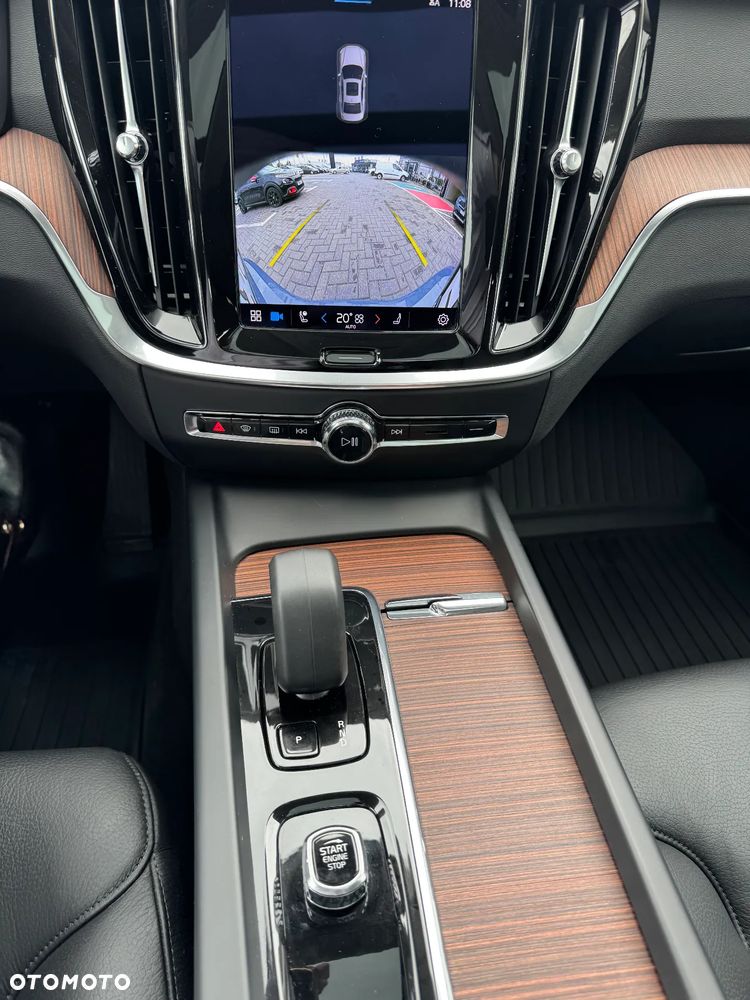 Volvo S60 B5 B AWD Plus Dark - 11