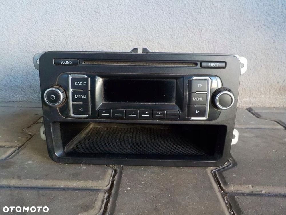 VW T5 LIFT ORYGINALNE RADIO CD - 1