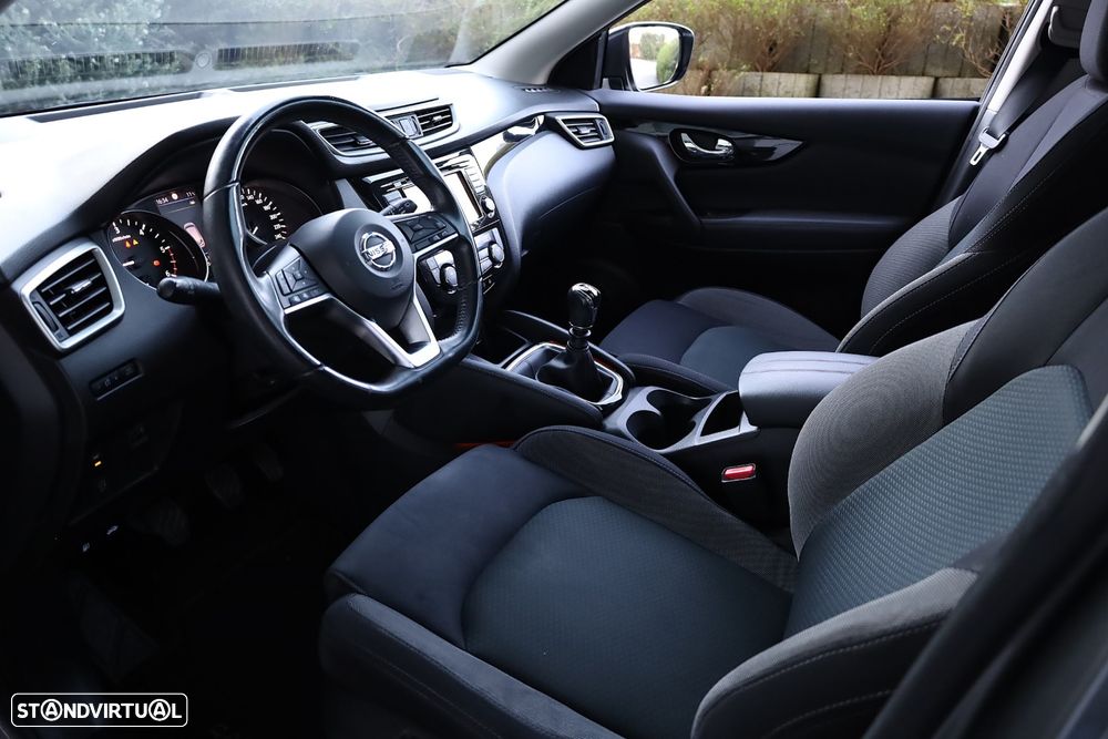 Nissan Qashqai 1.5 dCi N-Connecta J18 - 42