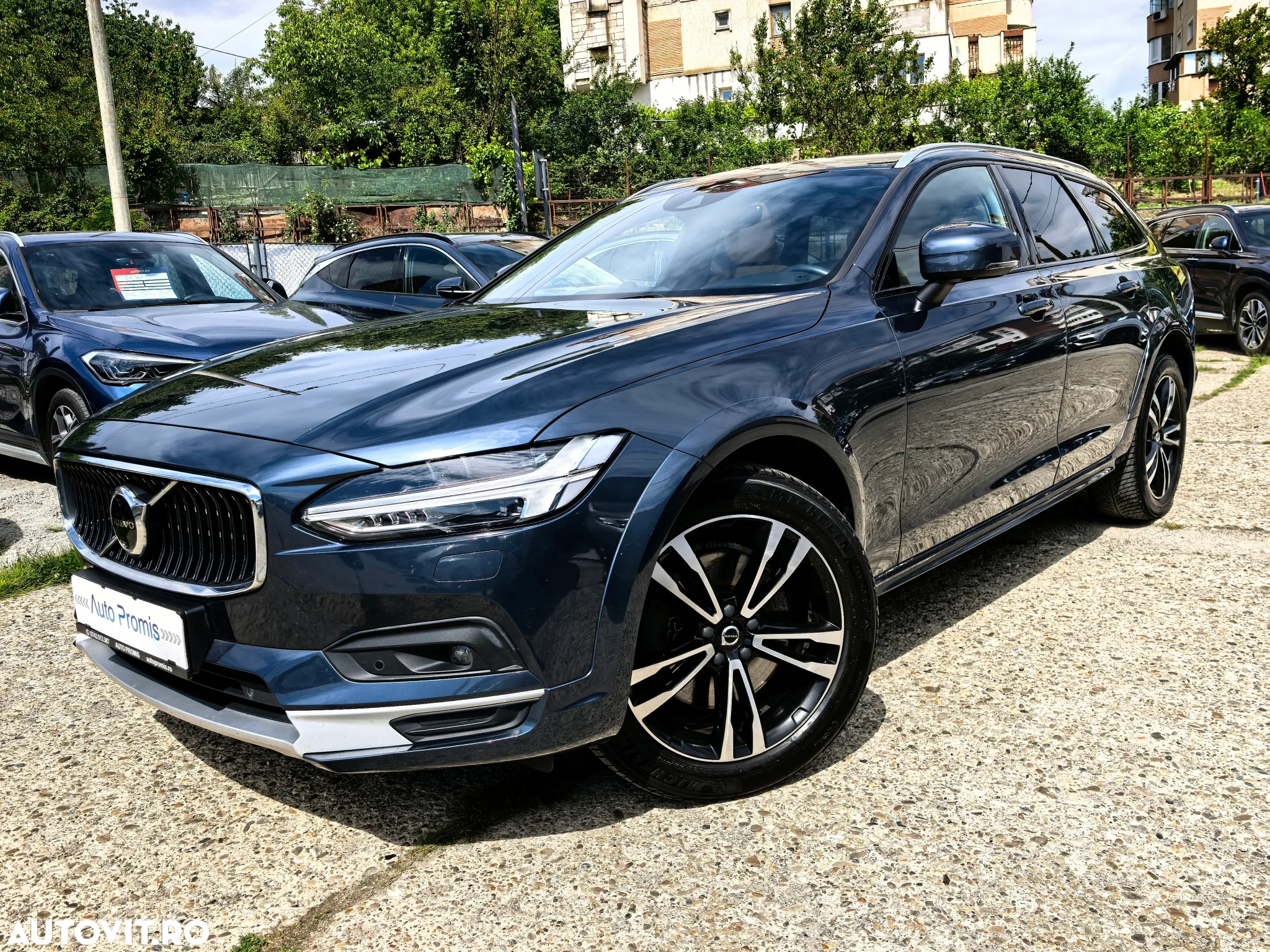 Volvo V90 Cross Country B4 D AWD Ultimate - 2