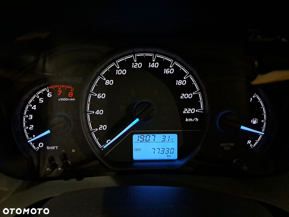 Toyota Yaris - 13