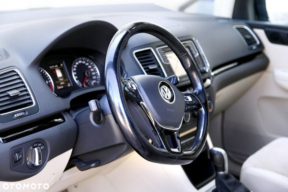 Volkswagen Sharan 2.0 TDI DSG (BlueMotion Technology) Highline - 10