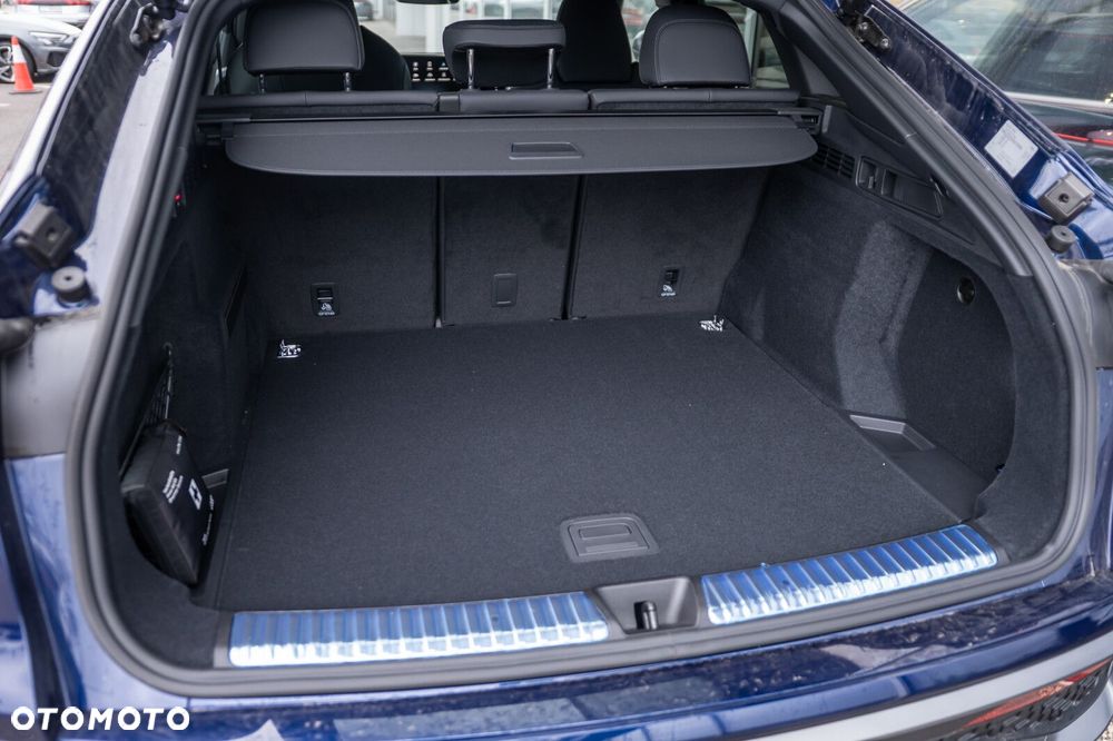 Audi Q5 Sportback - 8