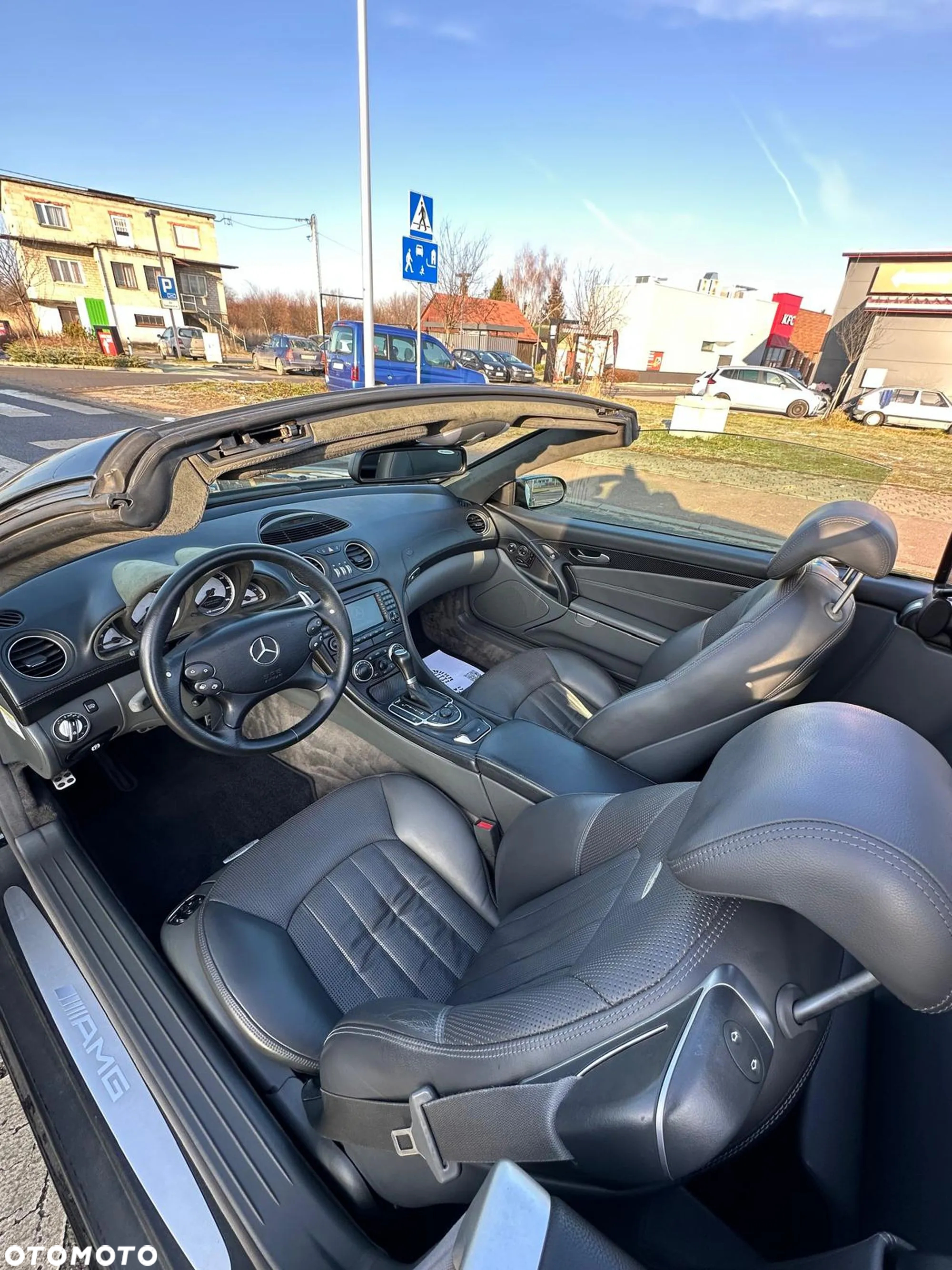 Mercedes-Benz SL 55 AMG - 17