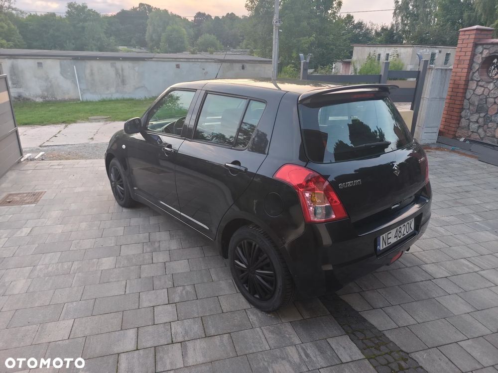 Suzuki Swift 1.3 Club - 5