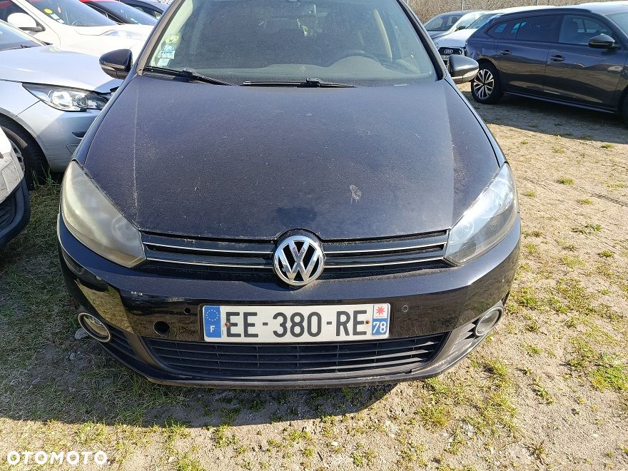 Volkswagen Golf - 8