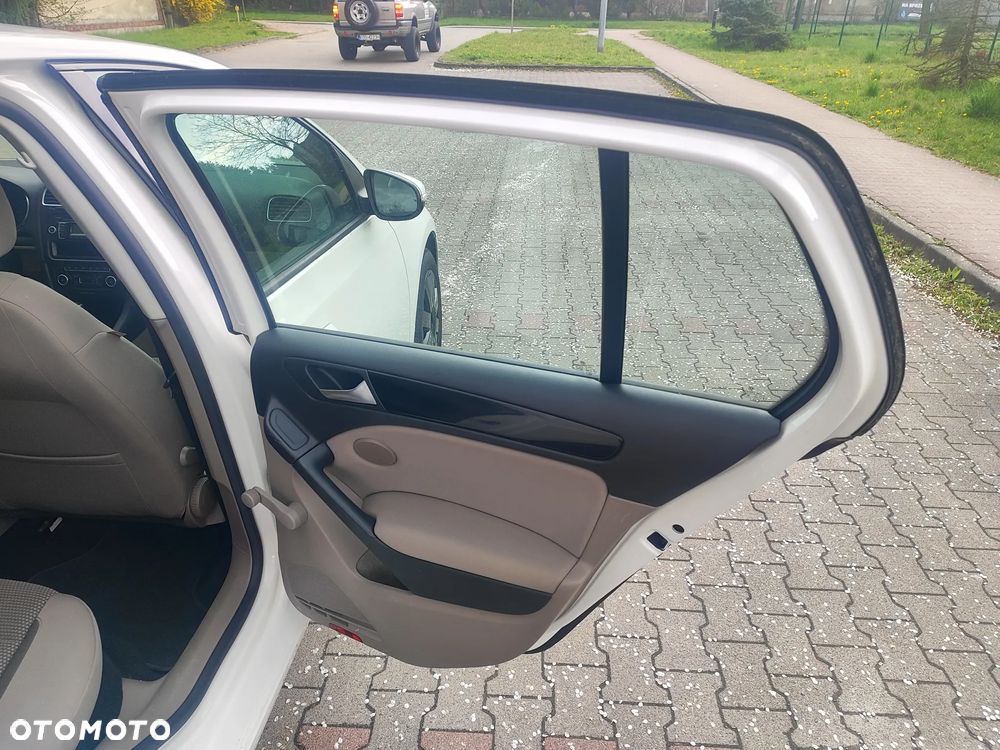 Volkswagen Golf 1.4 Style - 25