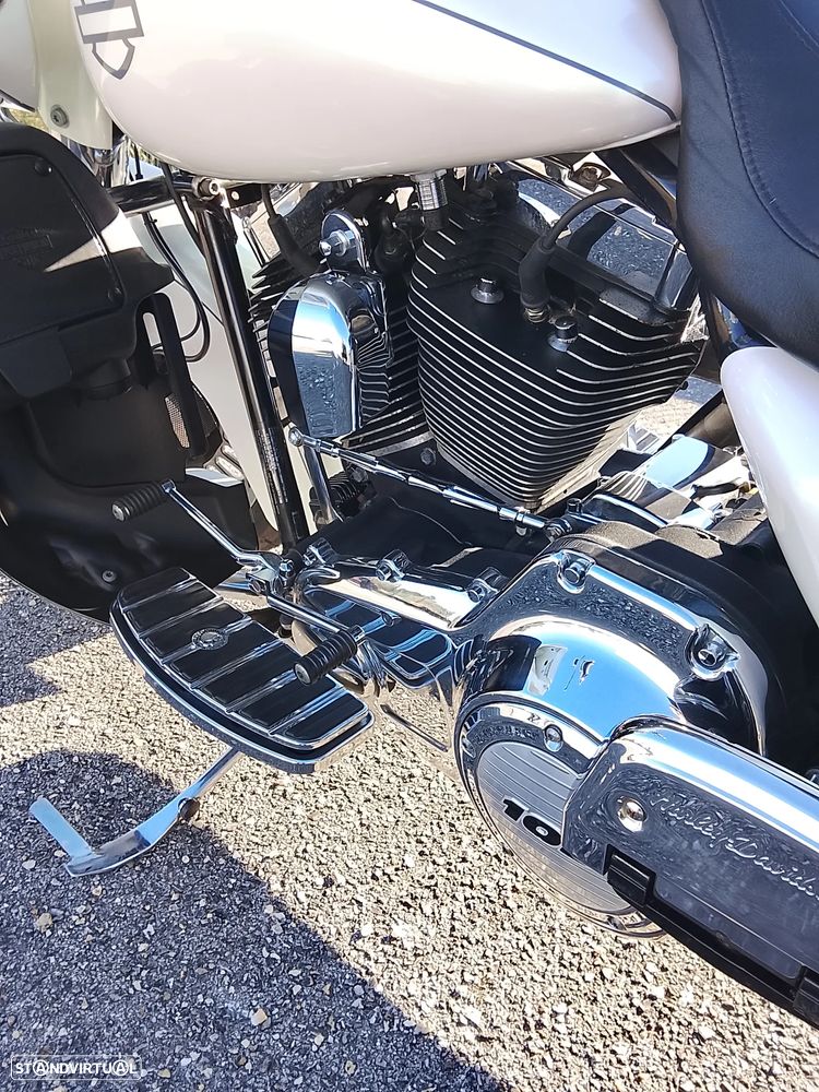 Harley-Davidson Road Road Glide - 6