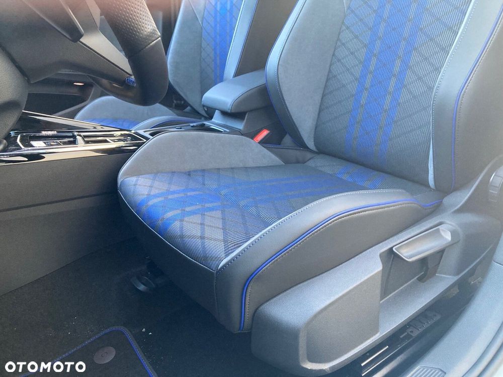 Volkswagen Golf - 20